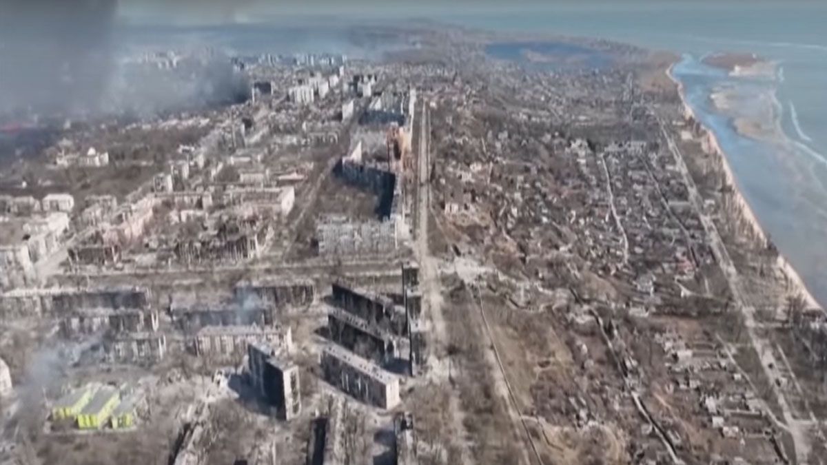 Así se ven desde el aire, los restos de la ciudad de Mariupol, a orillas del mar de Azov (Foto: Archivo)