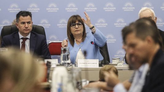 Patricia Bullrich dice que aplicará el protocolo antipiquetes durante la marcha de la CGT