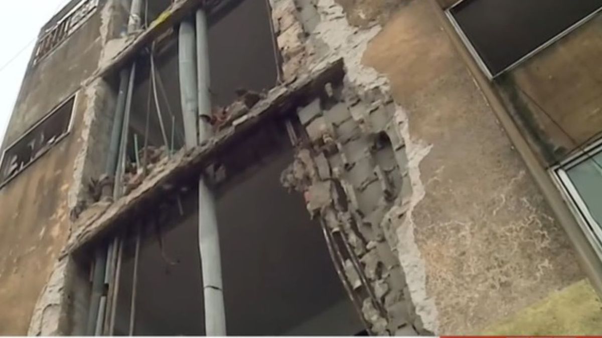 El frente voló por el aire: la principal hipótesis de qué causó la explosión del edificio de Florencio Varela