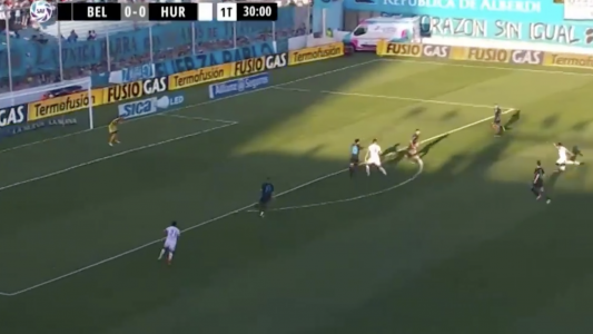 El golazo del colombiano Roa que le dio el triunfo a Huracán ante Belgrano