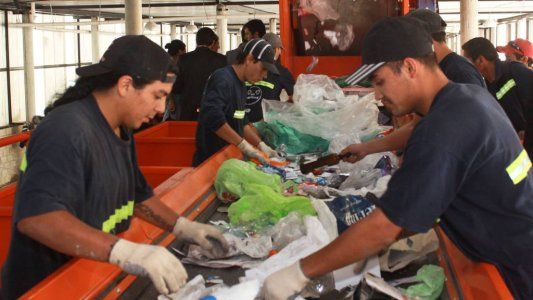 Cartoneros de la CTEP reclaman contra la instalación de contenedores antipobres