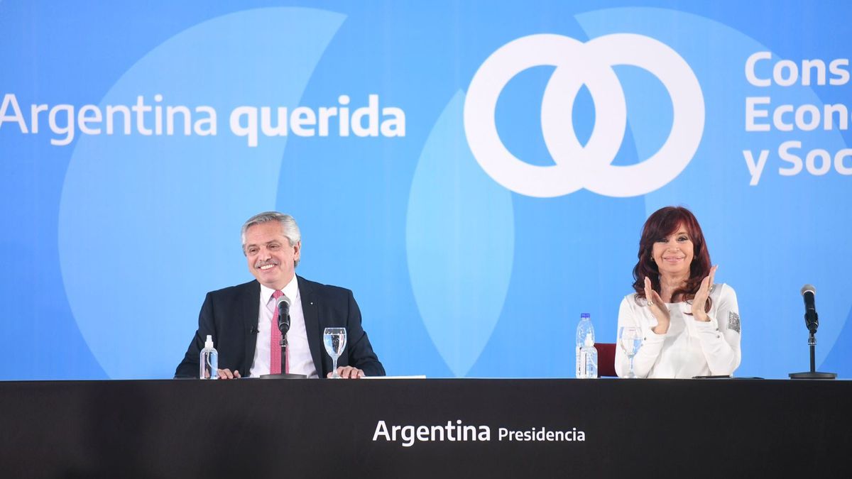 Acompañado por Cristina Kirchner