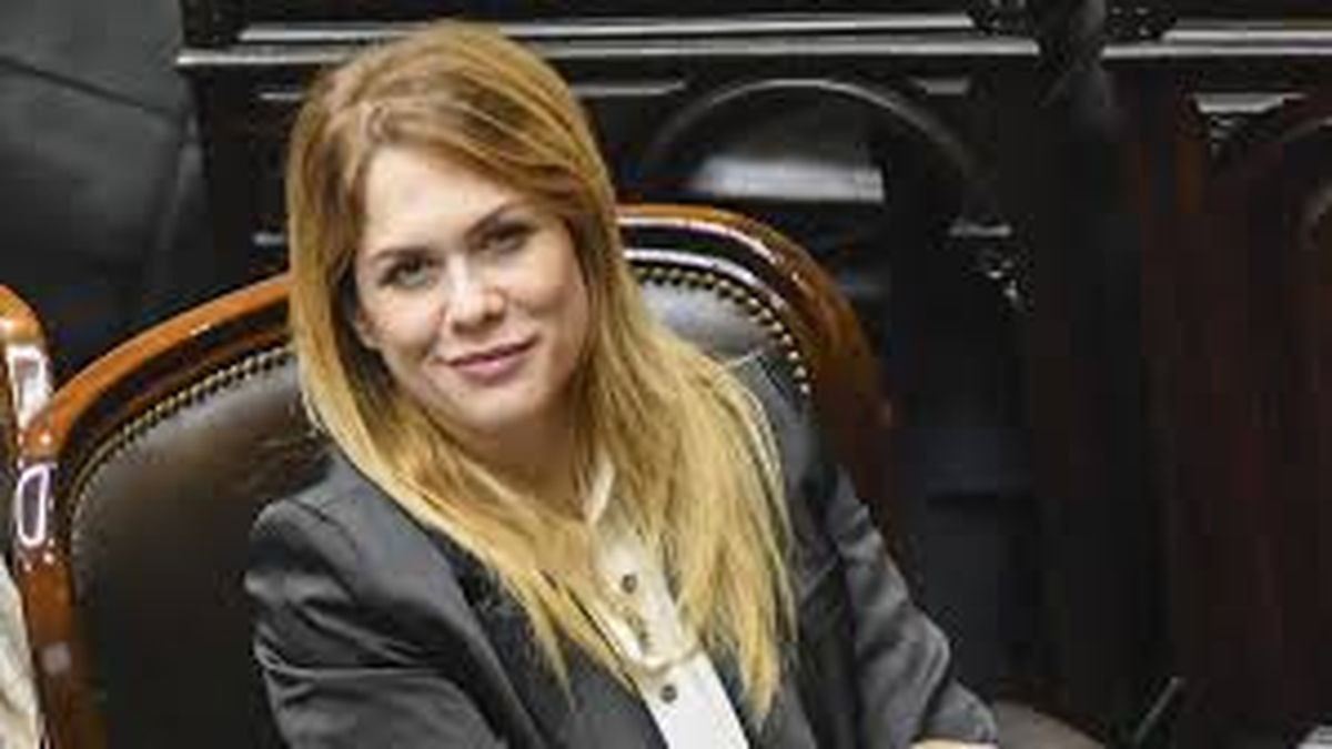 Lilia Lemoine se sumó a la polémica por los viajes al Vaticano: Diputado que viaja...