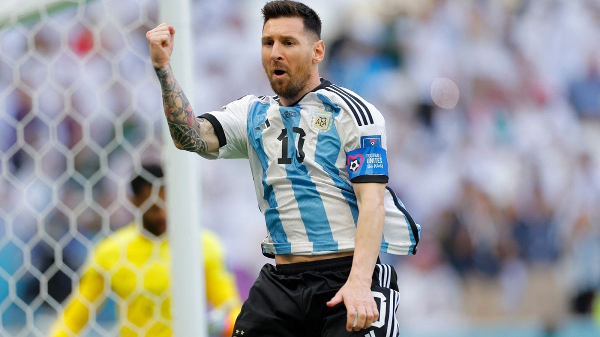 Mundial Qatar 2022: Lionel Messi convirtió de penal el primer gol de Argentina ante Arabia Saudita en el debut (Foto: Telam).