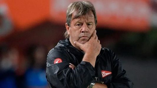 Ricardo Zielinski dejó de ser el entrenador de Estudiantes