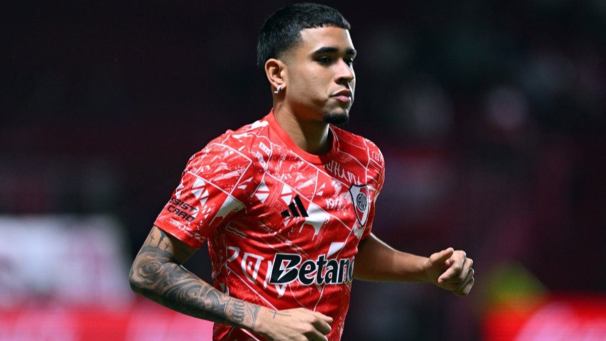 Escándalo en River: el descargo de Kendry Páez sobre el provocativo posteo tras la eliminación