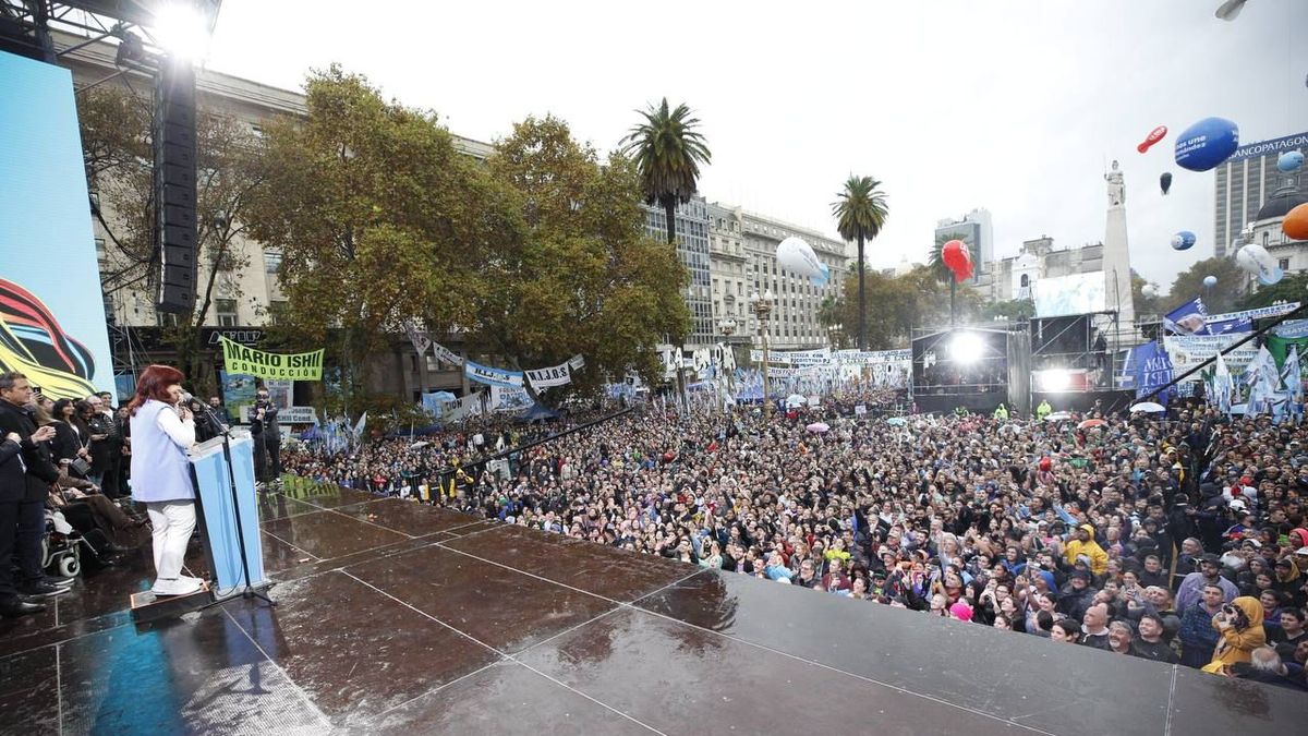 Cristina Kirchner recordó la 125 de Martín Lousteau: Otro genio de la economía. (Prensa)