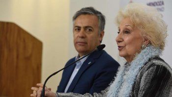 “Tengo dudas, ¿cómo un chofer va a tener semejante escritura perfecta?