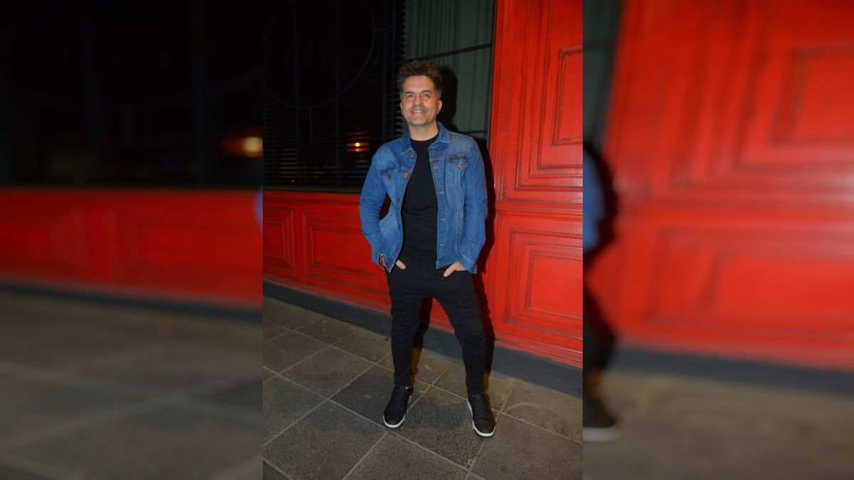 Ángel de Brito, conductor de LAM, con un look muy relajado.