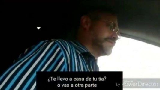 Una alumna filmó el momento en que un profesor la abusaba dentro de un auto