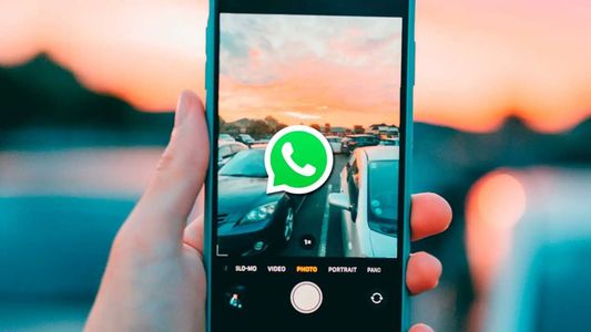 WhatsApp sorprende con una cámara oculta en los celulares: dónde está y cómo usarla