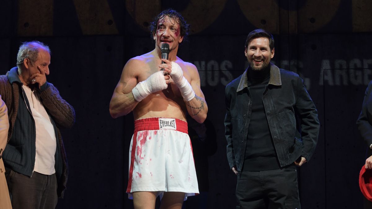 Messi y Nico Vázquez