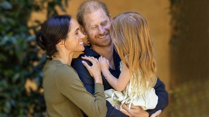Meghan Markle y el príncipe Harry publicaron fotos inéditas de su hija Lilibet