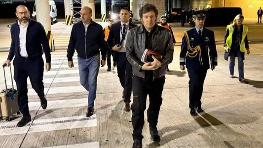 Javier Milei llegó a Los Ángeles en busca de inversiones: su agenda exprés con empresarios