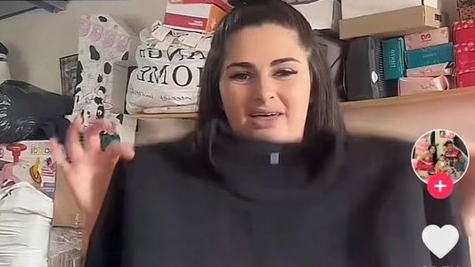 Kami Franco vendió la ropa de los canjes y le dijeron de todo