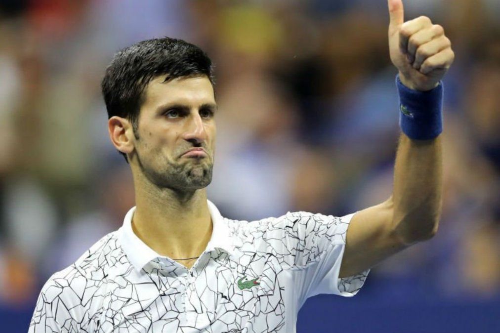 Djokovic no está vacunado y podrá jugar el Grand Slam.
