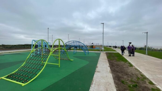 Una nena de 10 años paseaba con su familia por la Ribera de Quilmes y recibió una descarga eléctrica