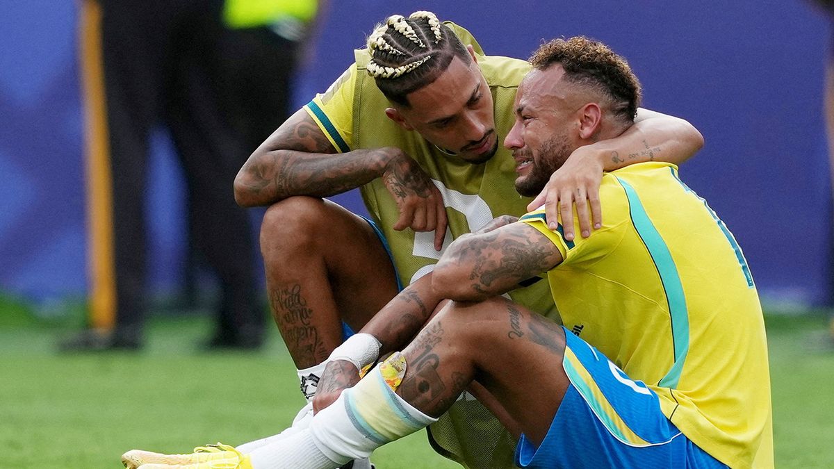 Neymar estall&oacute; en llanto por la derrota de Brasil ante Noruega. (Foto: Reuters)