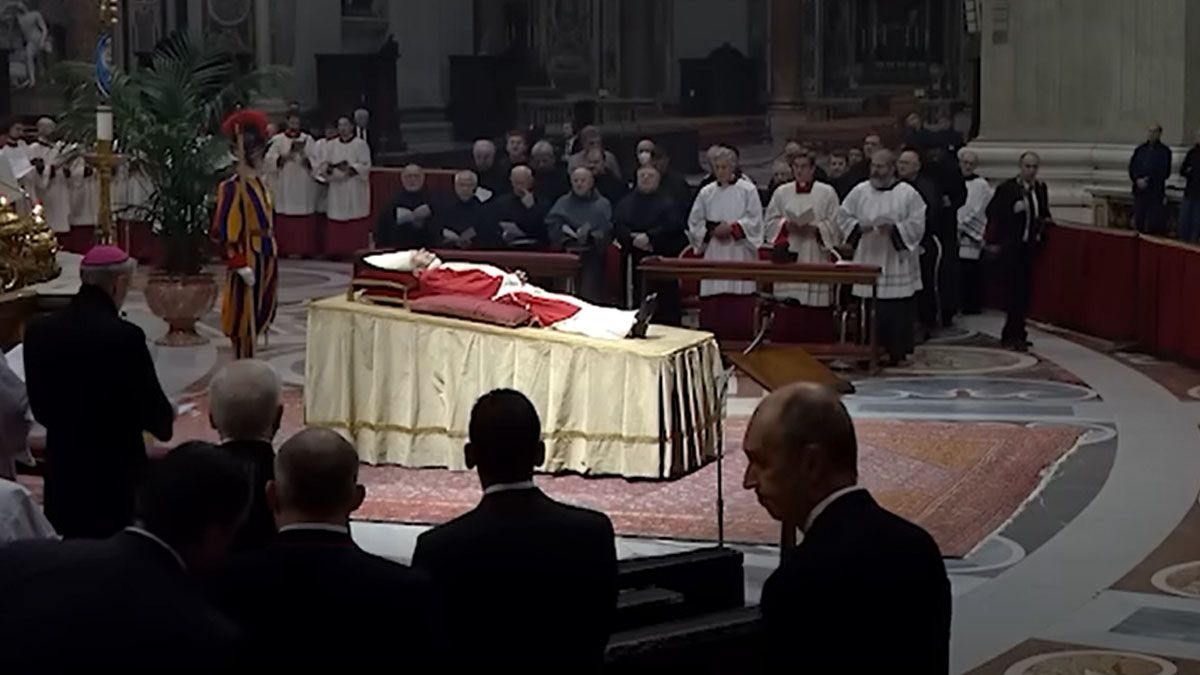 El velatorio del papa emérito