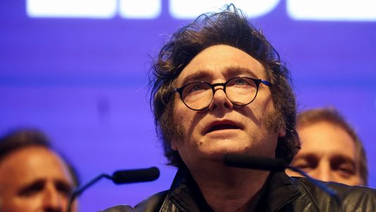 Las 4 maneras de leer el resultado de la elección y qué se juegan La Libertad Avanza y el peronismo