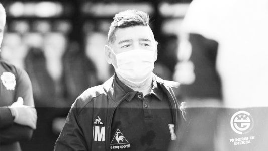 Maradona no es considerado caso sospechoso y se hisopará el lunes tras el positivo de Contín