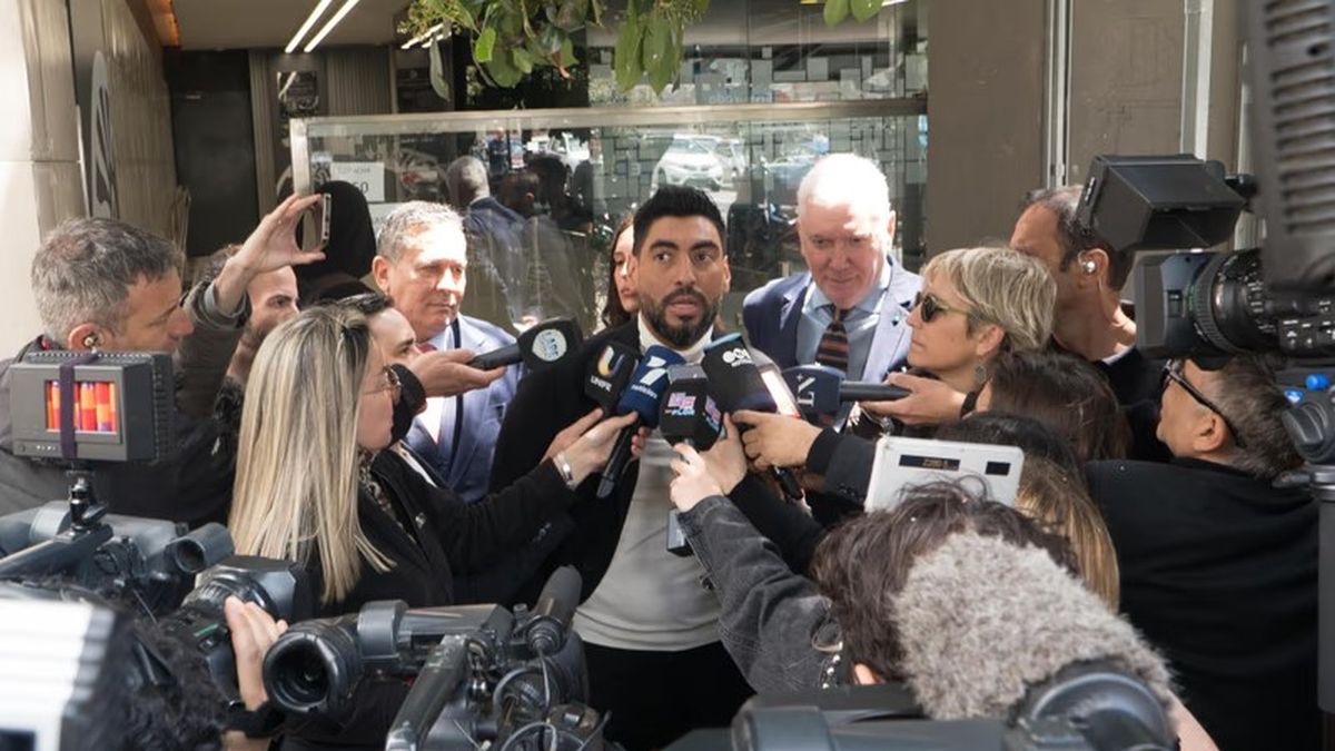 Facundo Moyano se presentó ante la Justicia y levantaron la perimetral que le impedía ver a Candela Arizaga. (Foto: NA)