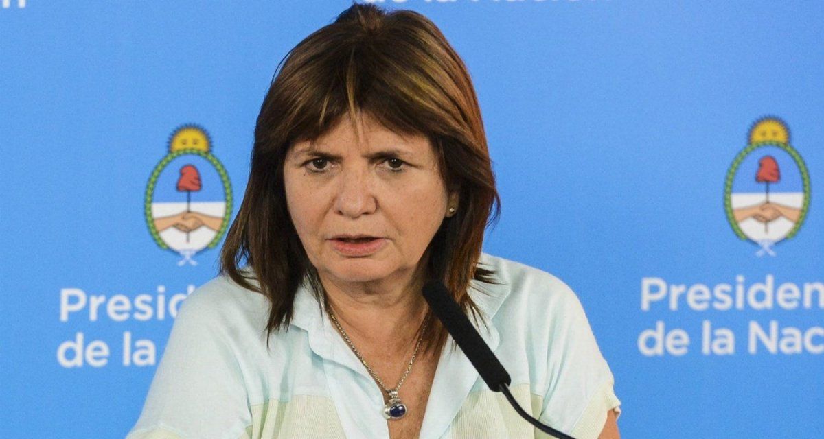 Bullrich desvinculó al kirchnerismo de los ataques con explosivos y apuntó a una organización anarquista que tomó forma desde el caso Maldonado
