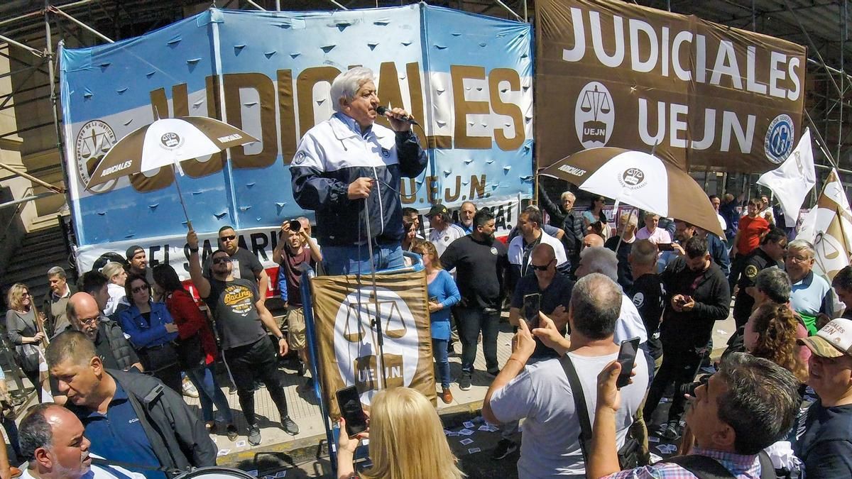 Los judiciales harán mañana paro de 24 horas