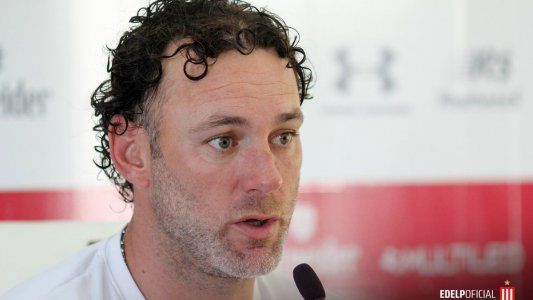 Gabriel Milito, rendido a los pies de Diego: Enfrentar a Gimnasia con Maradona como DT fue increíble