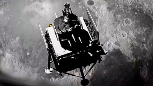 Inédito: una nave china trae por primera vez muestras del lado oscuro de la Luna