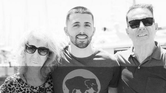 La historia de Pepe Santoro, que a sus 78 años viajó a un homenaje y estuvo 85 días de cuarentena en España: “Ahora, a cuidarse en la Argentina”