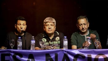 La Mesa Nacional del Transporte celebró la adhesión al paro y advirtió: Recién estamos entrando en calor