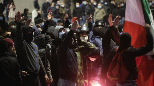 Europa se blinda con confinamientos por la segunda ola de COVID-19 para salvar la Navidad