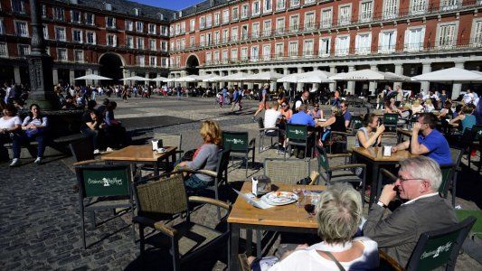 Madrid toma medidas ante un fuerte rebrote del COVID-19: en solo dos semanas se quintuplicaron los casos