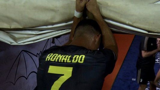 Juventus venció 2 a 0 a Valencia a pesar de la expulsión de Cristiano Ronaldo