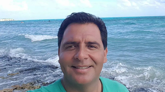 Quién era Germán Cipulli, el médico que cayó por el hueco de un ascensor para intentar salvar a una mujer