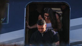 Flávio Bolsonaro hizo escala en Ecuador tras huir de Brasil y ya aterrizó en EE.UU.