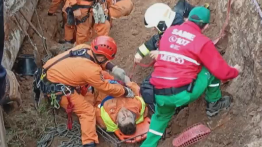 Se derrumbó una obra cerca de la cancha de River: dos obreros quedaron atrapados y fueron rescatados