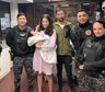 Dramático operativo: policías tuvieron que reanimar a un bebé de un mes durante un traslado de urgencia