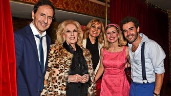 Mirtha Legrand fue a ver al teatro a Nicolás Cabré y a Laurita Fernández