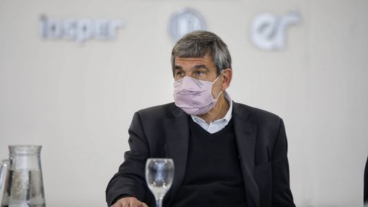 El ministro de Ciencia confirmó que es posible combinar vacunas