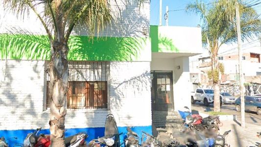 Cuatro presos se fugaron de una comisaría mientras se jugaba el partido entre Boca y River