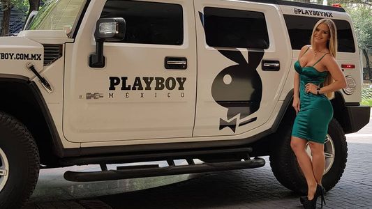 Gabi Wolscham pasa al otro lado de la cámara: ¡Es la nueva fotógrafa de Playboy!