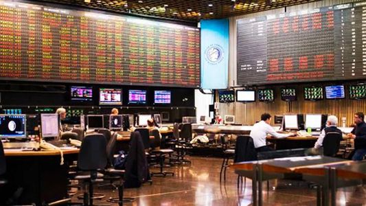 Lunes complicado en los mercados: caen las acciones argentinas y vuelve a subir el riesgo país