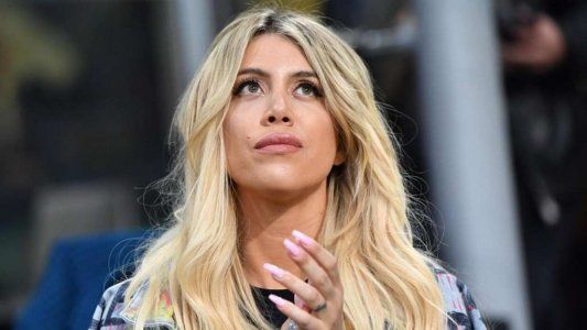 La foto al natural de Wanda Nara recién levantada