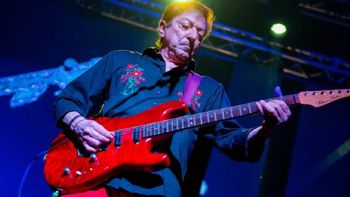 Julio Moura, guitarrista de Virus, investigado por la trágica muerte de su pareja