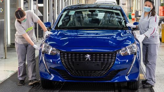 Stellantis con segundo turno de producción en El Palomar