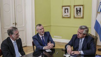 Netflix invertirá en una productora de contenido argentino y lanzará “El Eternauta” y una serie sobre Fangio