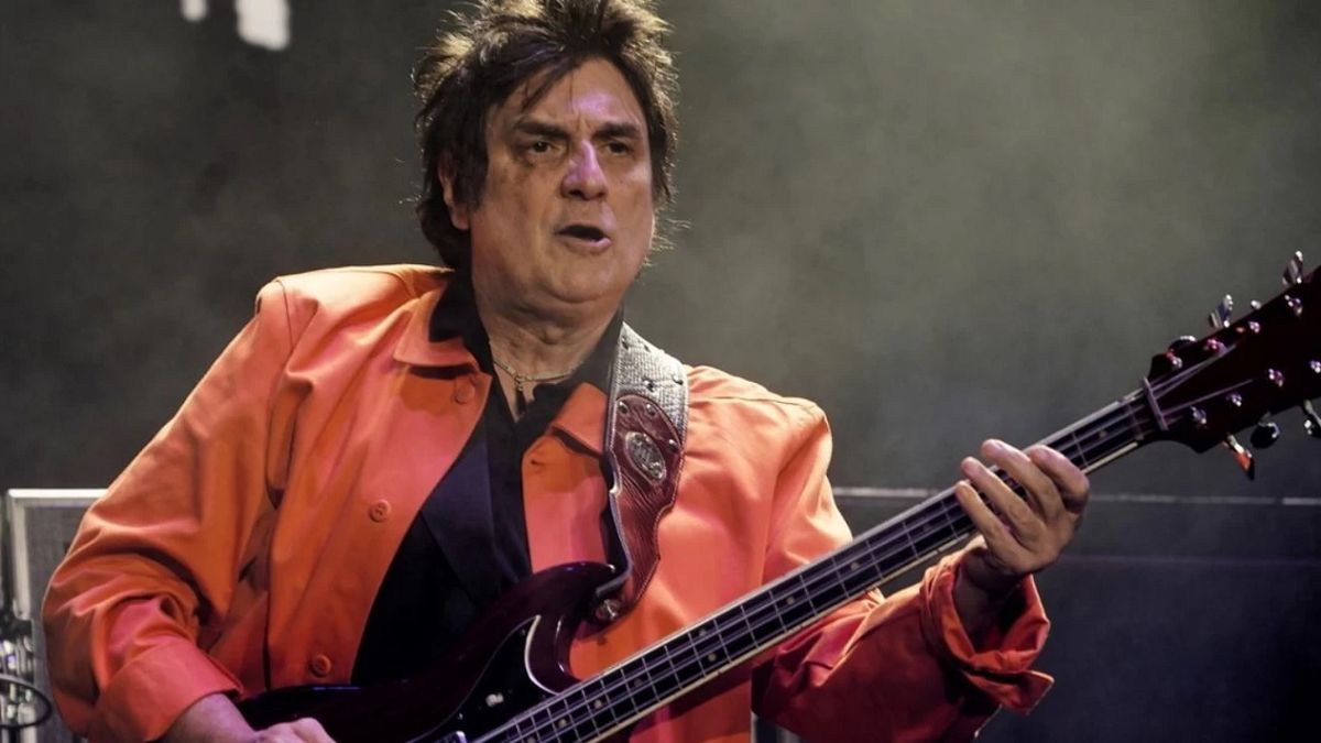 Diego Arnedo, bajista de Divididos, sufrió un accidente