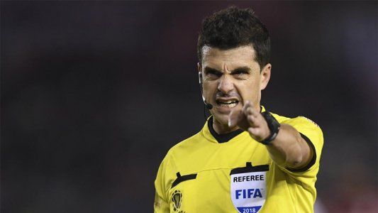 La CONMEBOL confirmó al uruguayo Andrés Cunha como árbitro para el River-Boca